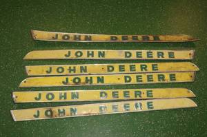 lot 96 image: John Deere Tractor Trim Pieces
