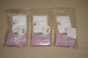 lot 145 image: NEW Caresox Maternity Socks - Small