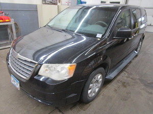 CHRYSLER TOWN & COUNTRY LX FLEX FUEL MINI-VAN