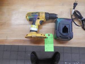 Dewalt 18v Drill and Charger - In Working Condition