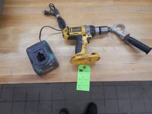 Dewalt 18v Drill, Handle and Charger - In Working Condition