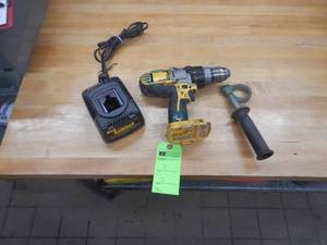 Dewalt 18v Drill, Handle and Charger - In Working Condition
