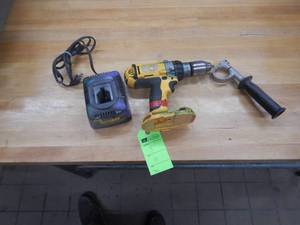 Dewalt 18v Drill, Handle and Charger - In Working Condition