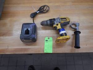 Dewalt 18v Drill, Handle and Charger - In Working Condition