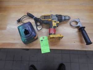 Dewalt 18v Drill, Handle and Charger - In Working Condition