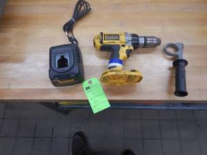 Dewalt 18v Drill, Handle and Charger - In Working Condition