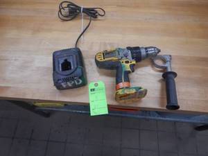 Dewalt 18v Drill, Handle and Charger - In Working Condition