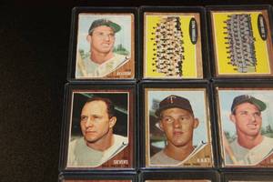 1962 Topps Baseball Card Lot  12 Cards