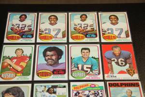 1970s Topps Football Card Lot  16 Cards