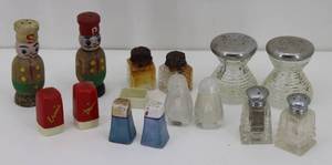 lot 10 image: Old Salt & Pepper Shakers