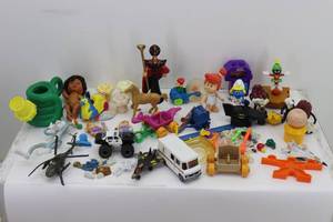 lot 52 image: Box of Toys