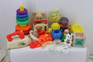 lot 53 image: Box of Toys
