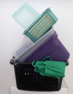 lot 80 image: Misc Small Totes & Baskets