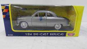 lot 12 image: Ford Die Cast Replica 124