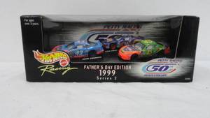 lot 14 image: Hot Wheels Petty Racing 50th Anniversary