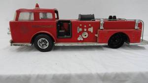 lot 35 image: Vintage Metal Fire Truck