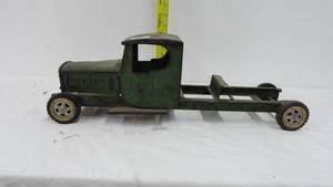 lot 60 image: Vintage Metal Truck
