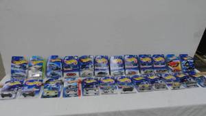 lot 87 image: Lot of Hot Wheels