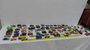 lot 100 image: Lot of Hot WheelsMatch BoxOthers