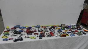 lot 101 image: Lot of Hot WheelsMatch BoxOthers