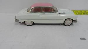 lot 111 image: Vintage Tin Car