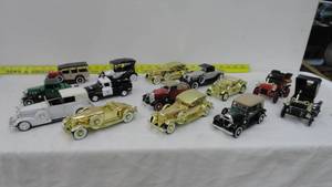 lot 115 image: Lot of Collectible CarsTrucks