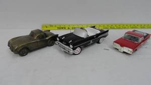 lot 118 image: Lot of Banks