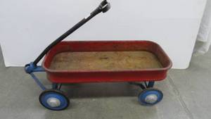 lot 120 image: Red Wagon