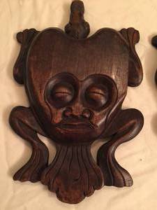 lot 34 image: Two Ornate Carvings w Mirrors