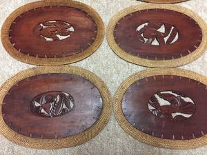 lot 82 image: Ten Wooden & Wicker Placemats