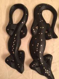 lot 49 image: Four Wooden Carved Lizards