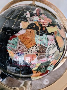 lot 2 image: Rotating Globe on Stand