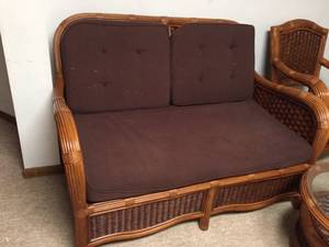 lot 206 image: Rattan Set