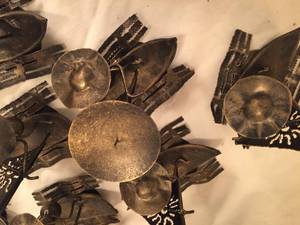 lot 327 image: 5 Candle Holders With An Ant On A Sailboat