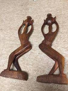 lot 362 image: Wooden Carvings