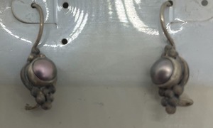 lot 342 image: 4 Pairs of Beautiful Earrings