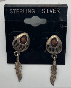 lot 343 image: 3 Pairs of Sterling Silver Earrings