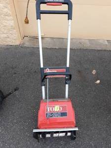 Toro S-120 Electric Snow Thrower