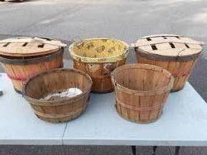 5-Bushel Basket (2-With Covers)