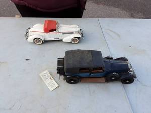 2-Franklin Mint Cars