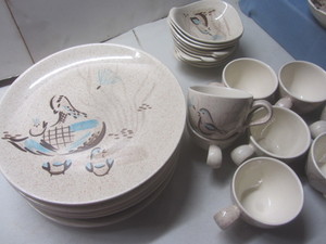 Red Wing Bob White Dinnerware