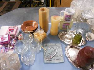 Wood bowls, dcor, candles, gifts, visors, glass apothocary cookie jar, more