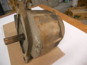 Big Dutchman Motor - Farm reduction gear box