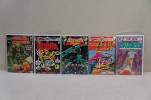 DC Comics - Early, Batman, Robin, Outsiders, Kung-Fu