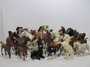 lot 134 image: Large Collection of BREYER Horses