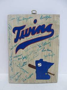 lot 156 image: Vintage Folk Art Autographed Wooden MN TWINS Wall Plaque