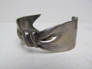 lot 163 image: Heavy Vintage Signed Hotcakes Sterling Silver Cuff Bracelet