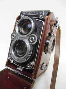 lot 166 image: Vintage ROLLEIFLEX Franke & Heidecke Film Camera