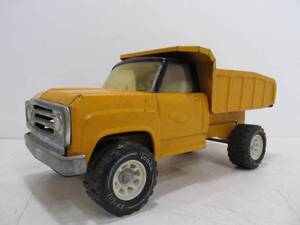 lot 183 image: Vintage Metal TONKA Dump Truck