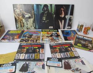 lot 212 image: Great Lot of Vintage STAR WARS Books Folders Magazines etc